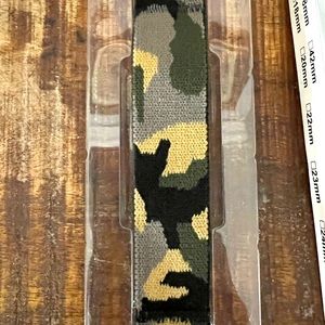🍎⌚️Apple watch 40-44mm Camouflage stretch band NEW